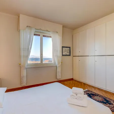 Desenzanoloft A Casa Di Vanda * Desenzano del Garda
