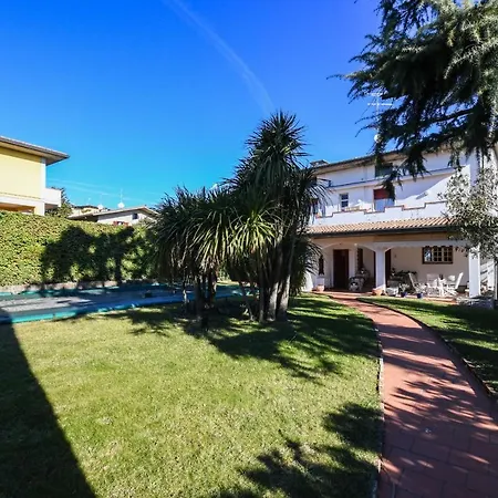 Desenzanoloft A Casa Di Vanda Desenzano del Garda